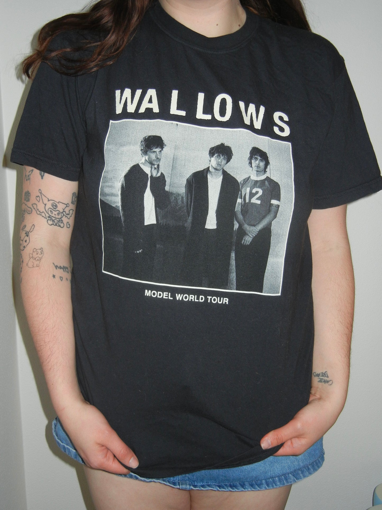 Wallows Model World Tour T-shirt