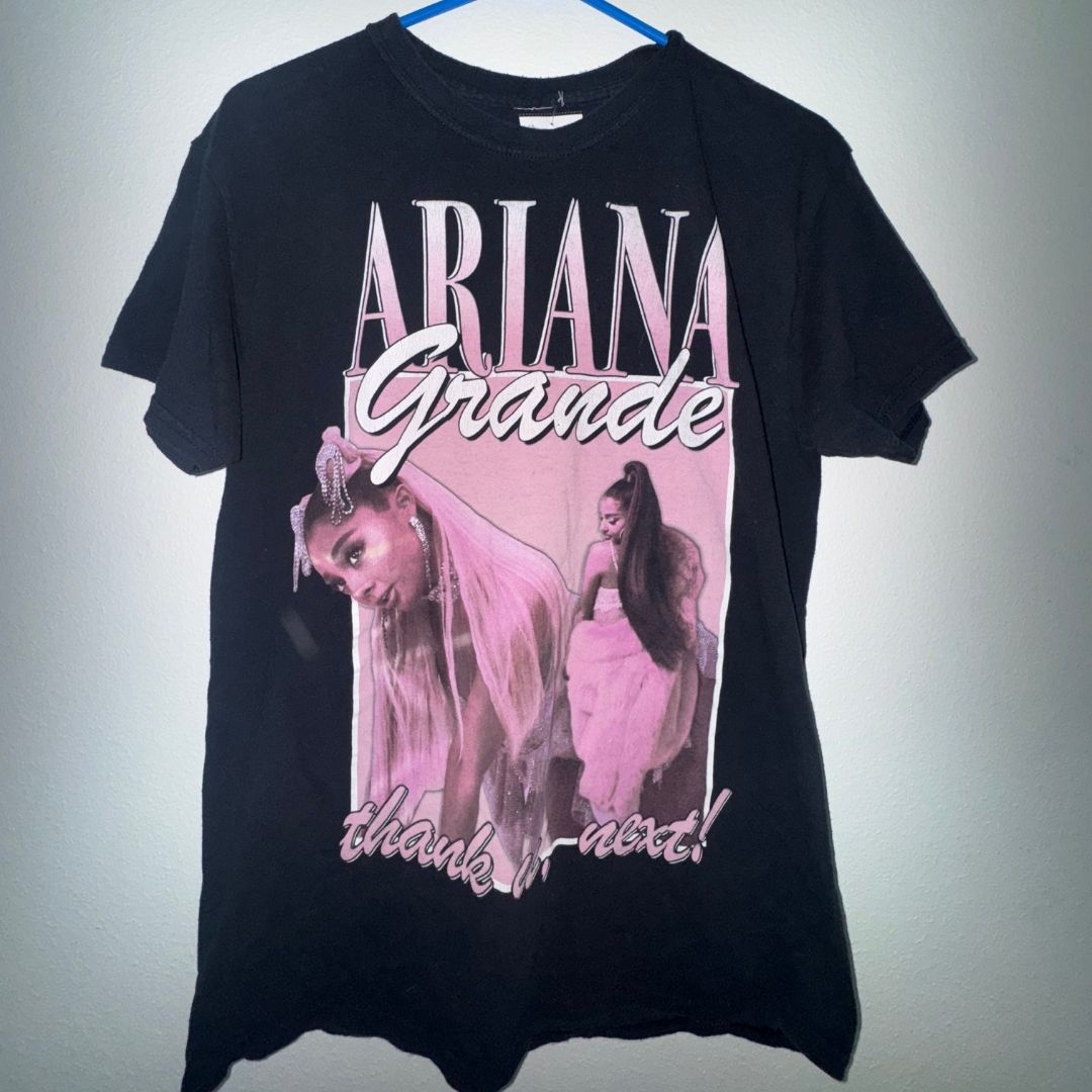 Ariana Grande Sweetener Tour T-shirt
