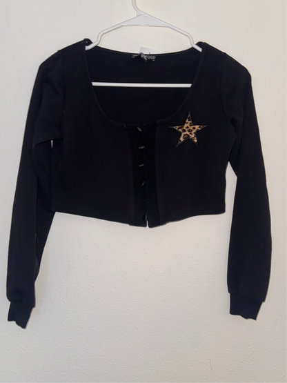 Long Sleeve Cropped Leopard Print Star Shirt