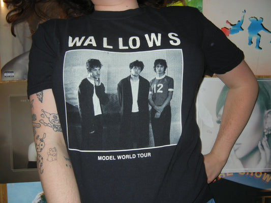 Wallows Model World Tour T-shirt