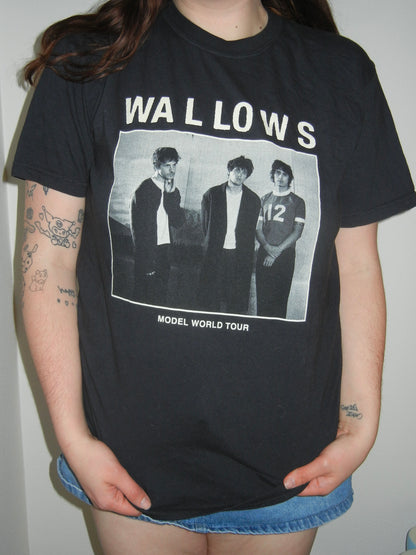Wallows Model World Tour T-shirt
