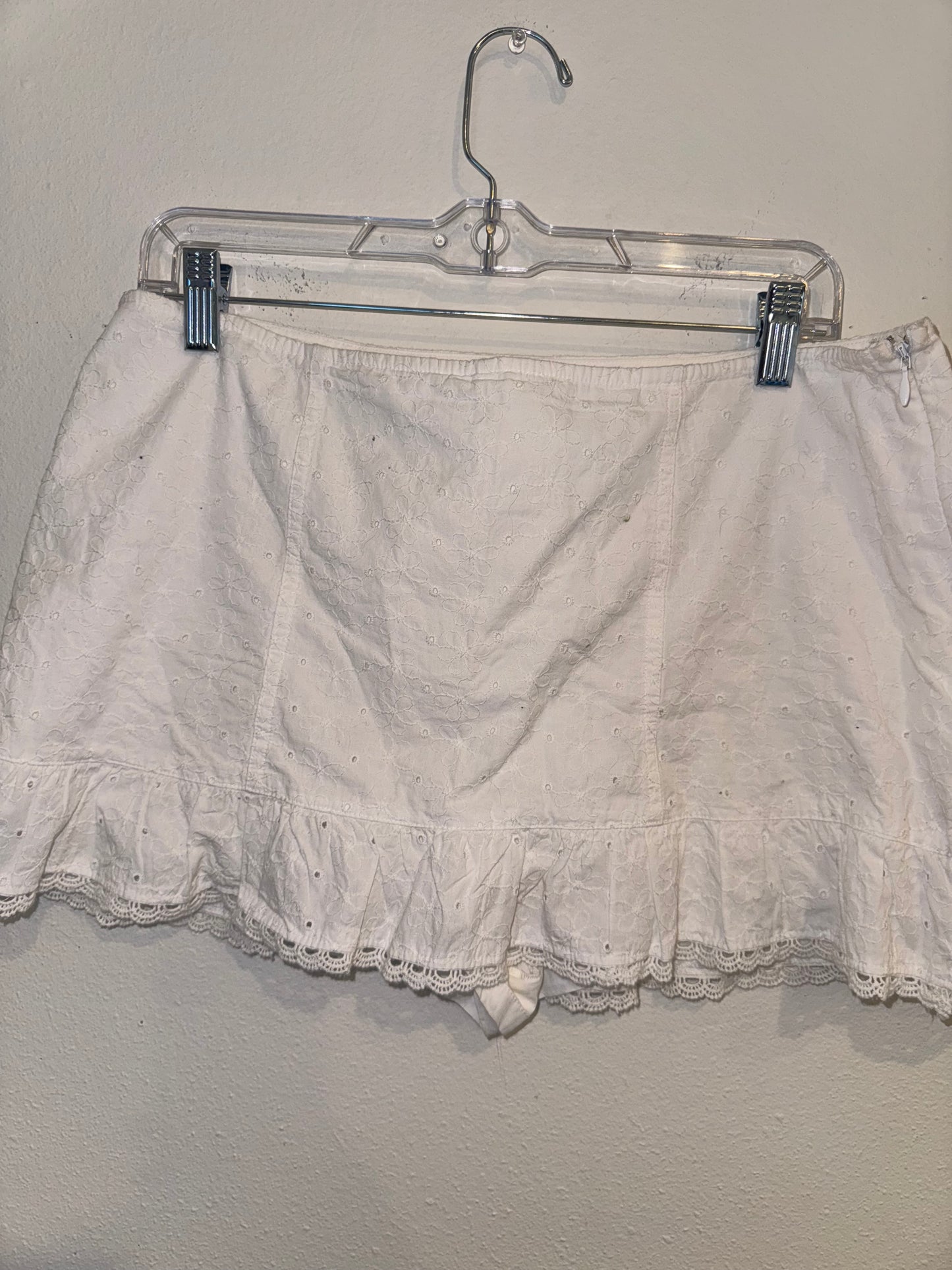 White floral urban outfitters mini skirt