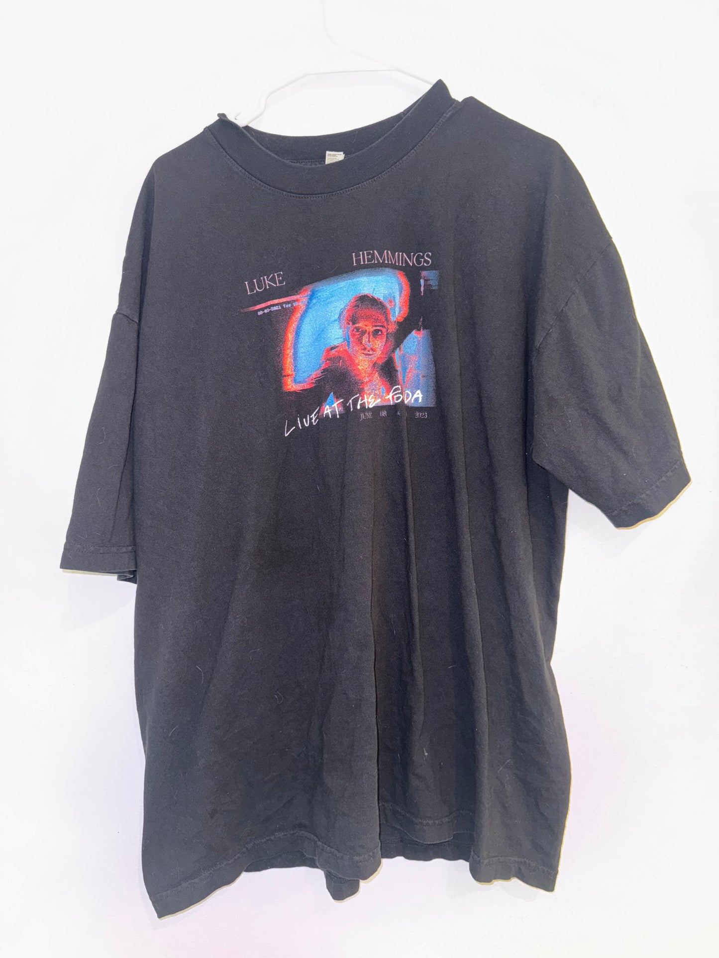 Black Luke Hemmings T-Shirt